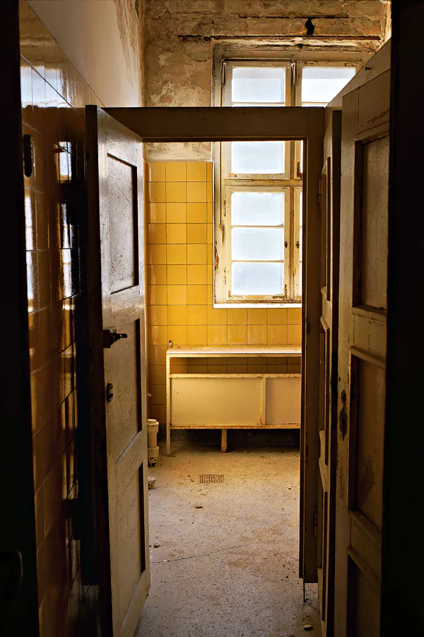 111 | 2024 | Berlin | Stadtbad Lichtenberg – Hubertusbad | © carsten riede fotografie