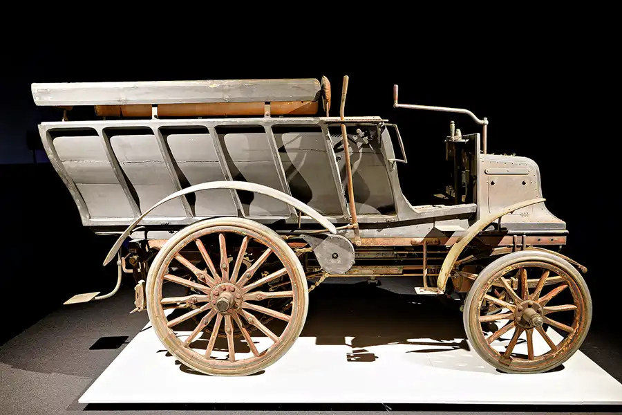 012 | 2024 | Den Haag | Louwman Museum | © carsten riede fotografie