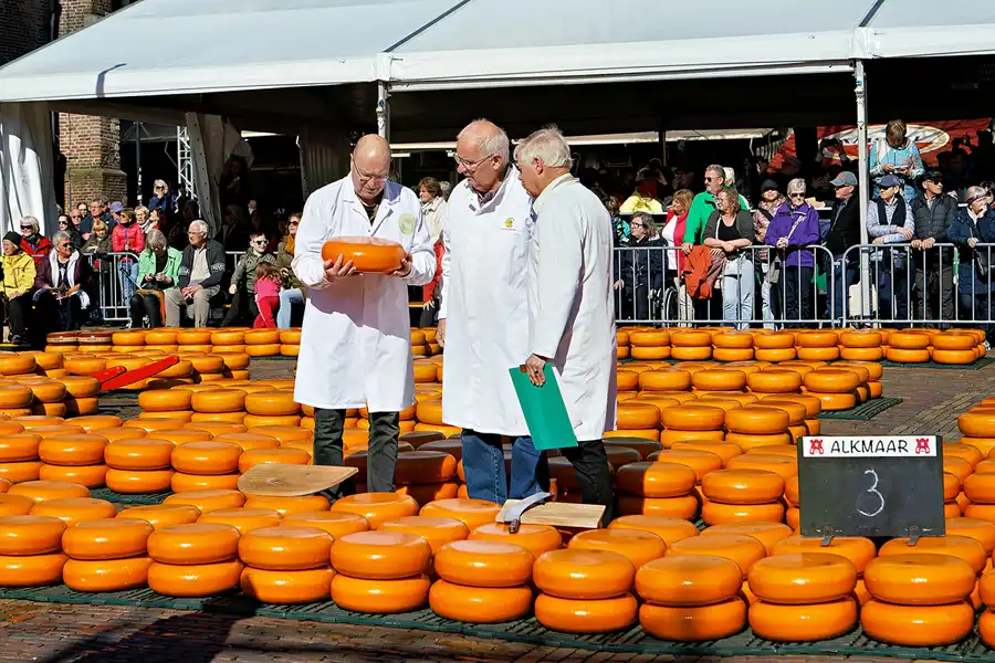 014 | 2024 | Alkmaar | Kaasmarkt | © carsten riede fotografie