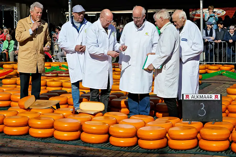 016 | 2024 | Alkmaar | Kaasmarkt | © carsten riede fotografie