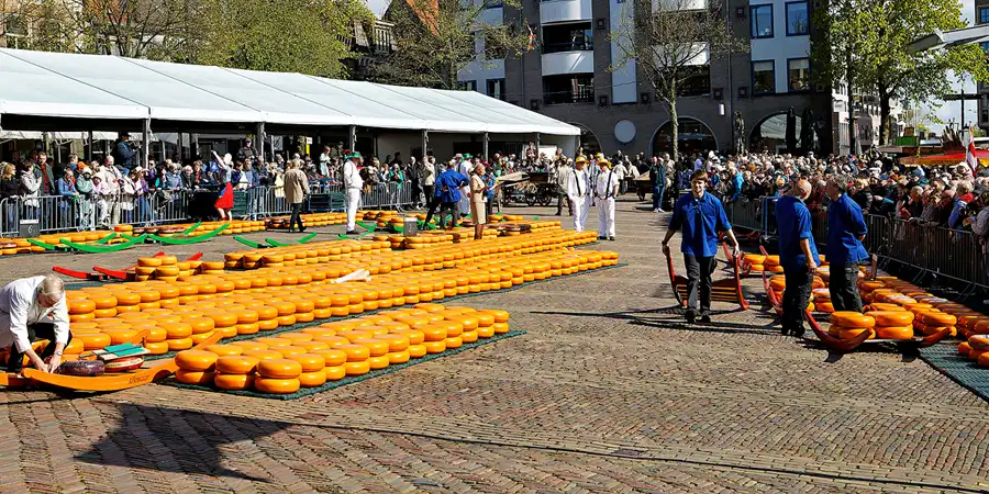 032 | 2024 | Alkmaar | Kaasmarkt | © carsten riede fotografie