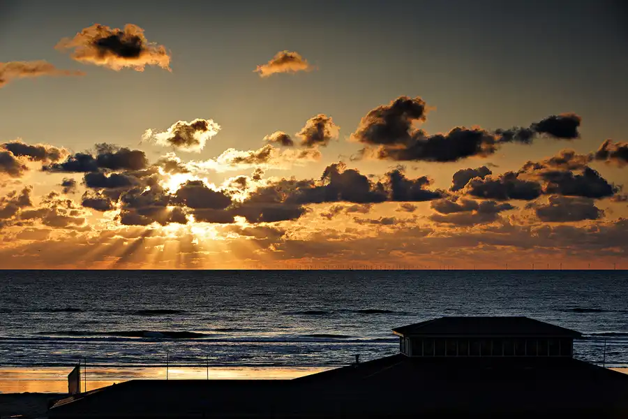 073 | 2024 | Wijk aan Zee | © carsten riede fotografie