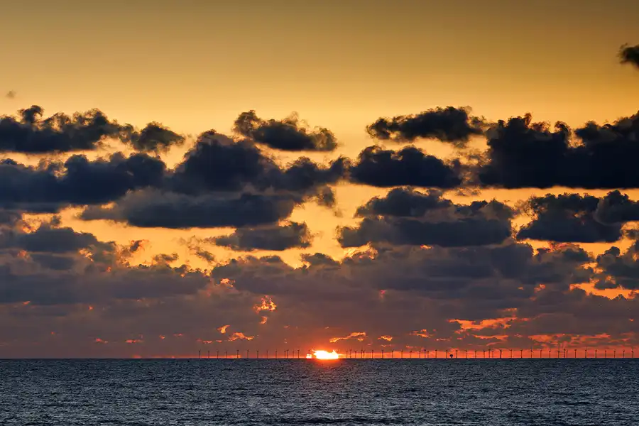 077 | 2024 | Wijk aan Zee | © carsten riede fotografie