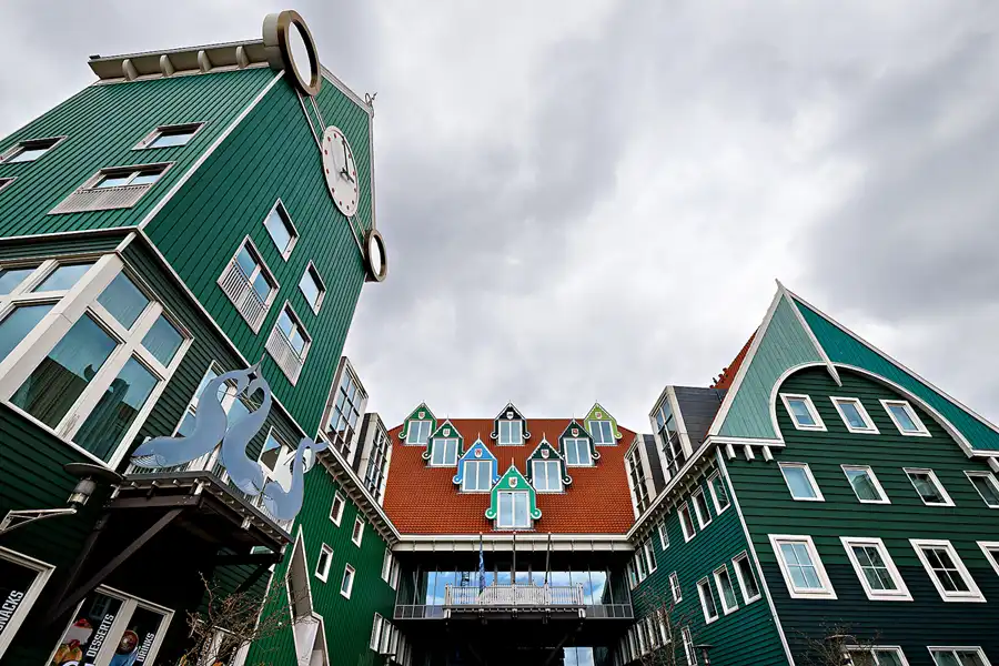 084 | 2024 | Zaandam | Inntel Hotels | © carsten riede fotografie