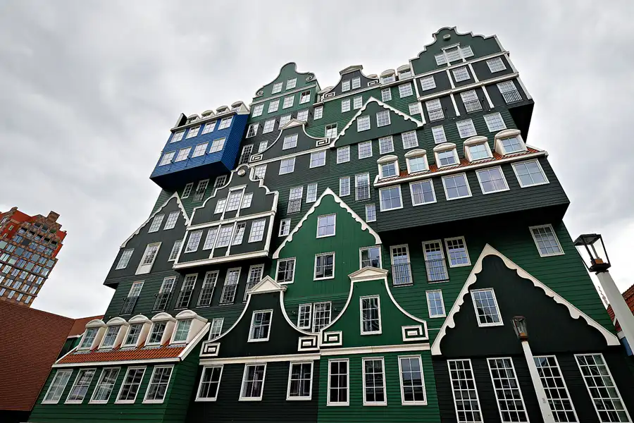 088 | 2024 | Zaandam | Inntel Hotels | © carsten riede fotografie