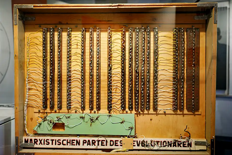 063 | 2024 | Marienborn | Grenzübergangsstelle Marienborn | © carsten riede fotografie