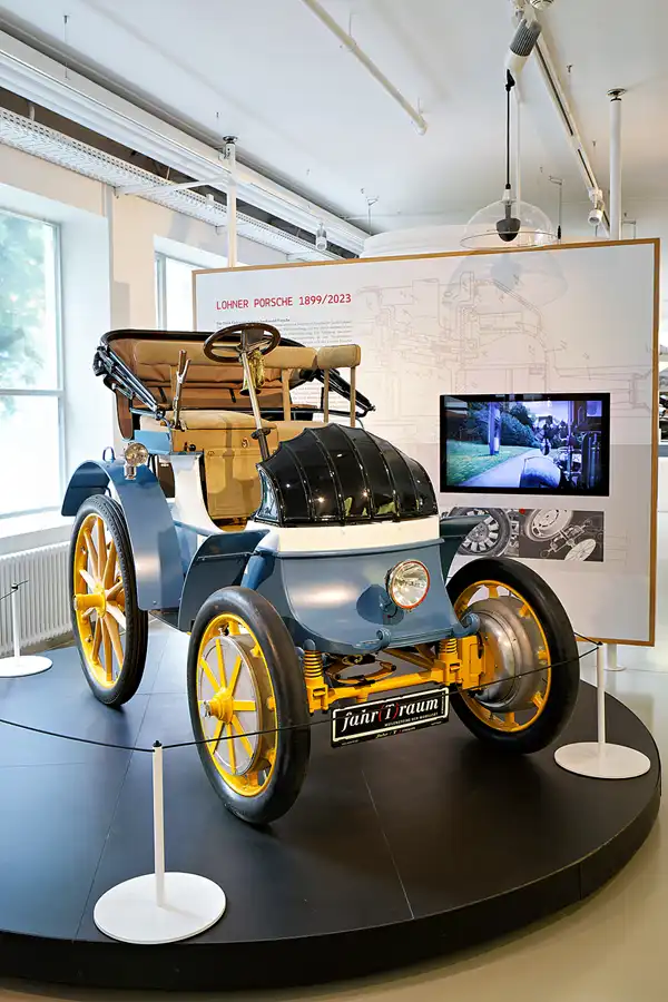 001 | 2024 | Mattsee | Ferdinand Porsche Erlebniswelten fahr(T)raum | © carsten riede fotografie