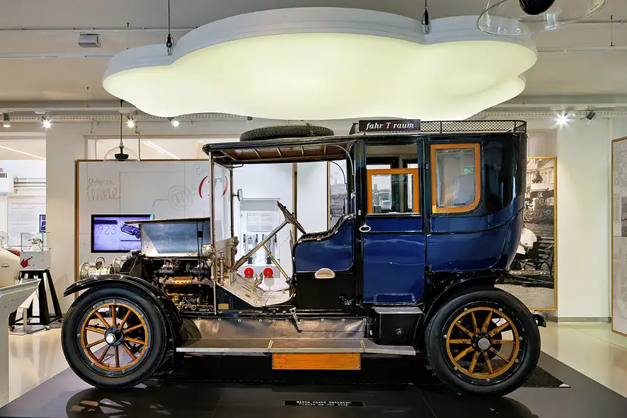 003 | 2024 | Mattsee | Ferdinand Porsche Erlebniswelten fahr(T)raum | © carsten riede fotografie