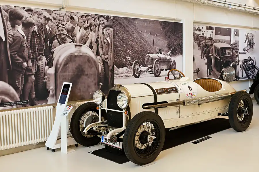 018 | 2024 | Mattsee | Ferdinand Porsche Erlebniswelten fahr(T)raum | © carsten riede fotografie