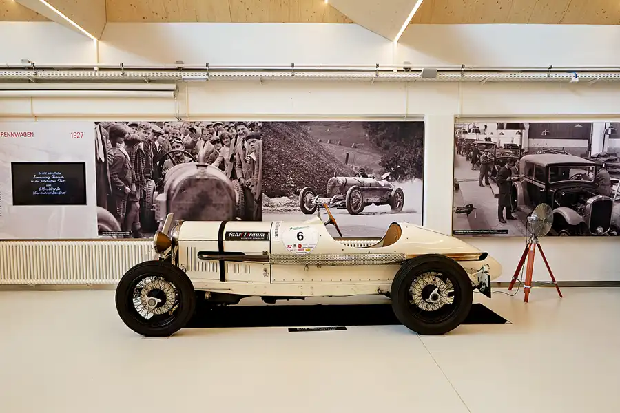 019 | 2024 | Mattsee | Ferdinand Porsche Erlebniswelten fahr(T)raum | © carsten riede fotografie