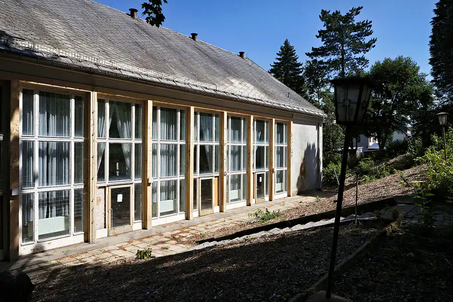 005 | 2024 | Grünhainichen OT Borstendorf | Kulturhaus Neues Leben – Betriebskulturhaus VEB Papierfabriken Grünhainichen | © carsten riede fotografie