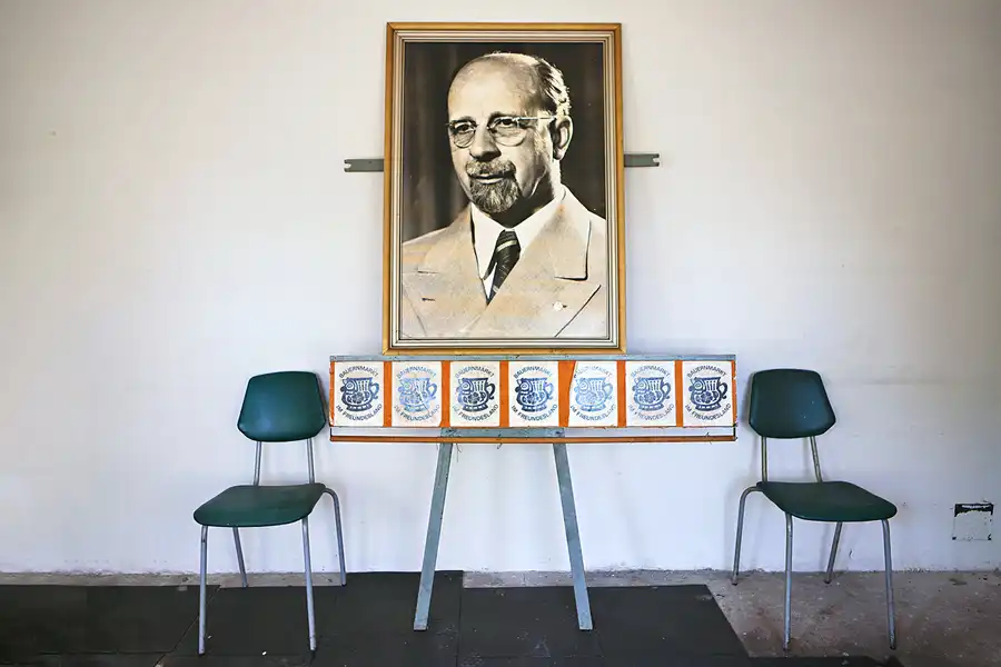 106 | 2024 | Grünhainichen OT Borstendorf | Kulturhaus Neues Leben – Betriebskulturhaus VEB Papierfabriken Grünhainichen | © carsten riede fotografie