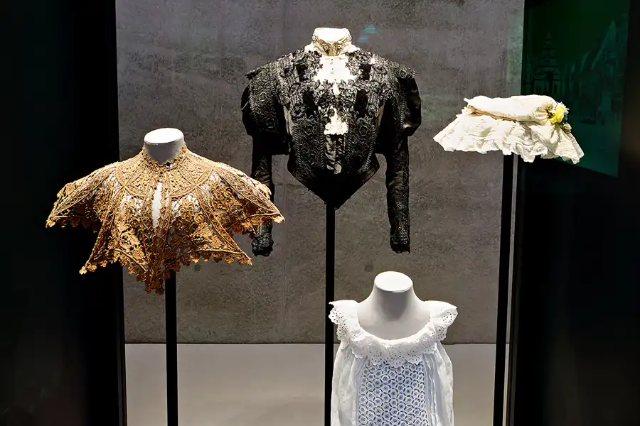 027 | 2024 | Plauen | Fabrik der Fäden – Weisbachsches Haus Plauen – Deutsches Forum für Textil und Spitze | © carsten riede fotografie