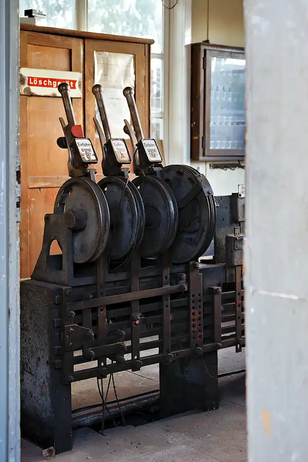055 | 2024 | Mügeln | Bahnhof – Döllnitzbahn | © carsten riede fotografie