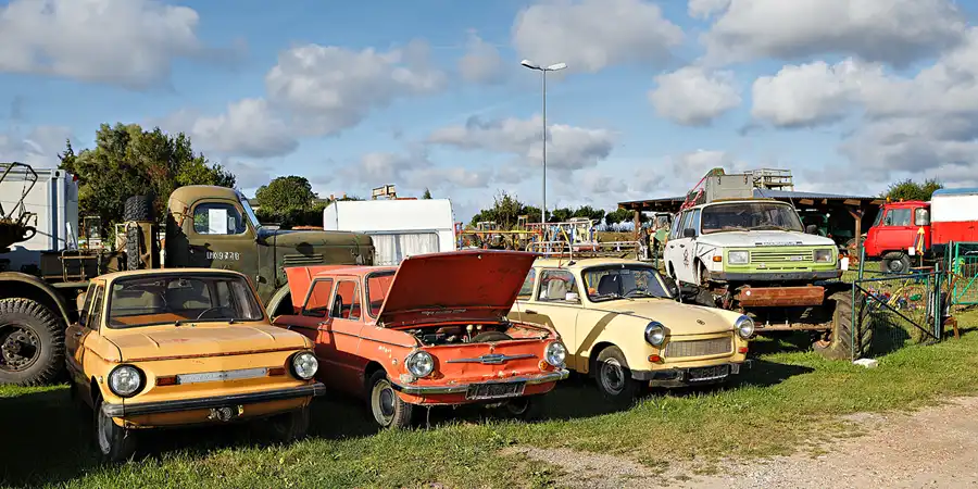 001 | 2024 | Reddelich | DDR Oldtimer Sammlung | © carsten riede fotografie