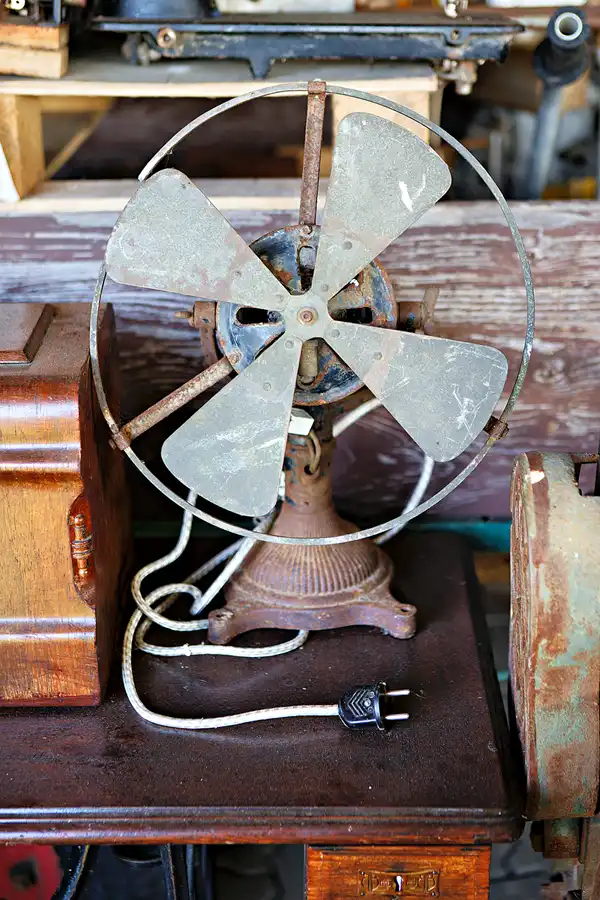 077 | 2024 | Reddelich | DDR Oldtimer Sammlung | © carsten riede fotografie