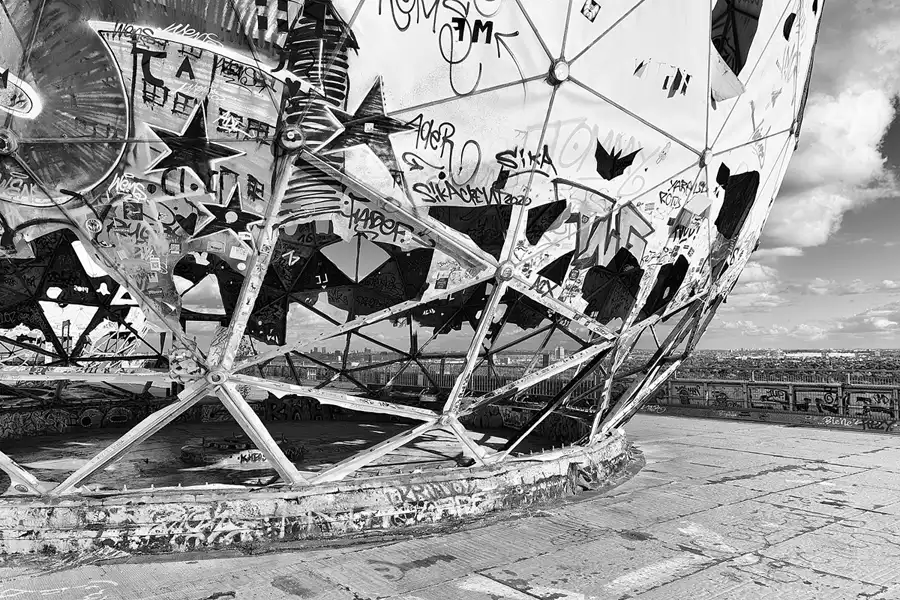 035 | 2024 | Berlin | Field Station Teufelsberg | © carsten riede fotografie
