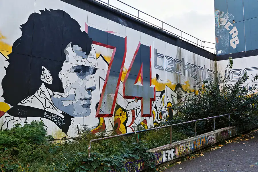 100 | 2024 | Berlin | Field Station Teufelsberg | © carsten riede fotografie