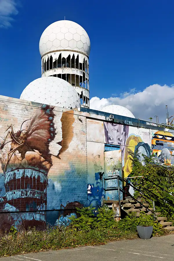 127 | 2024 | Berlin | Field Station Teufelsberg | © carsten riede fotografie