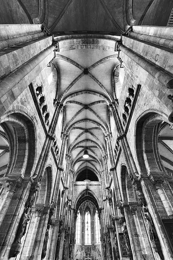 060 | 2025 | Nürnberg | Sebalduskirche | © carsten riede fotografie