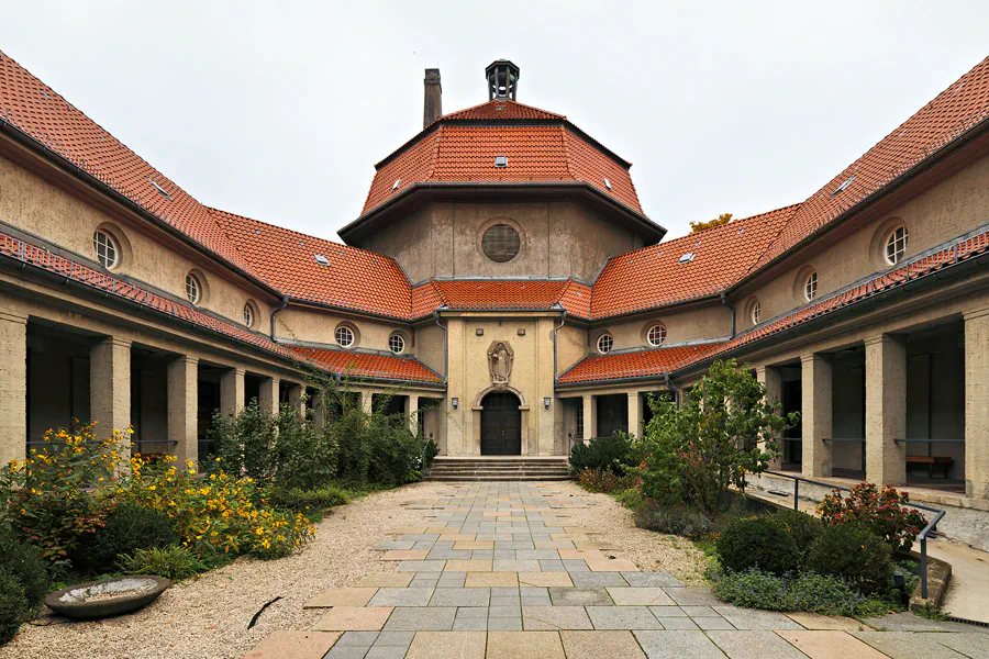 082 | 2025 | Berlin | Krematorium Berlin-Wedding – silent green Kulturquartier | © carsten riede fotografie