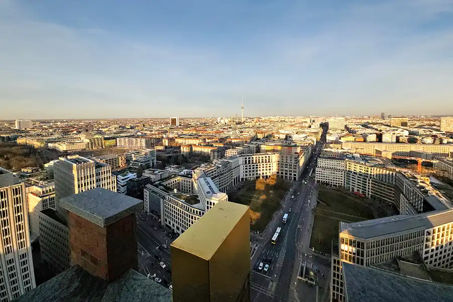 070 | 2025 | Berlin | Blick vom Kollhoff-Tower | © carsten riede fotografie