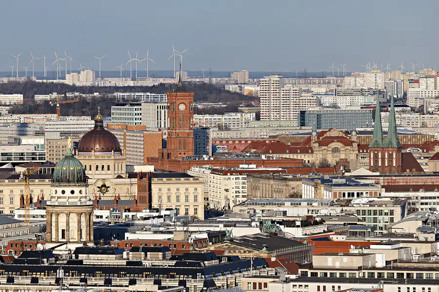 073 | 2025 | Berlin | Blick vom Kollhoff-Tower – Rotes Rathaus | © carsten riede fotografie