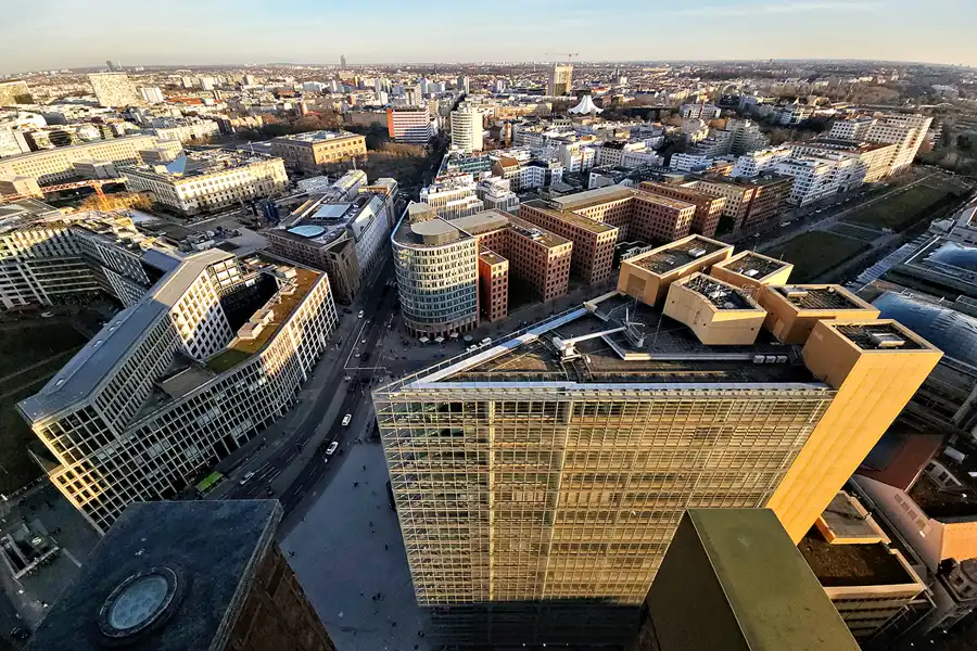 079 | 2025 | Berlin | Blick vom Kollhoff-Tower | © carsten riede fotografie