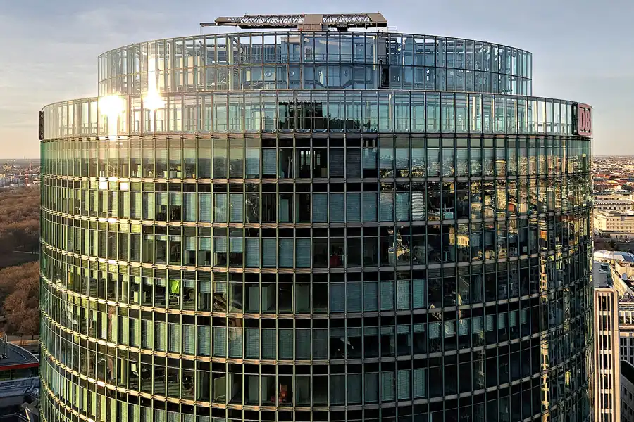082 | 2025 | Berlin | Blick vom Kollhoff-Tower –  Das Center am Potsdamer Platz | © carsten riede fotografie