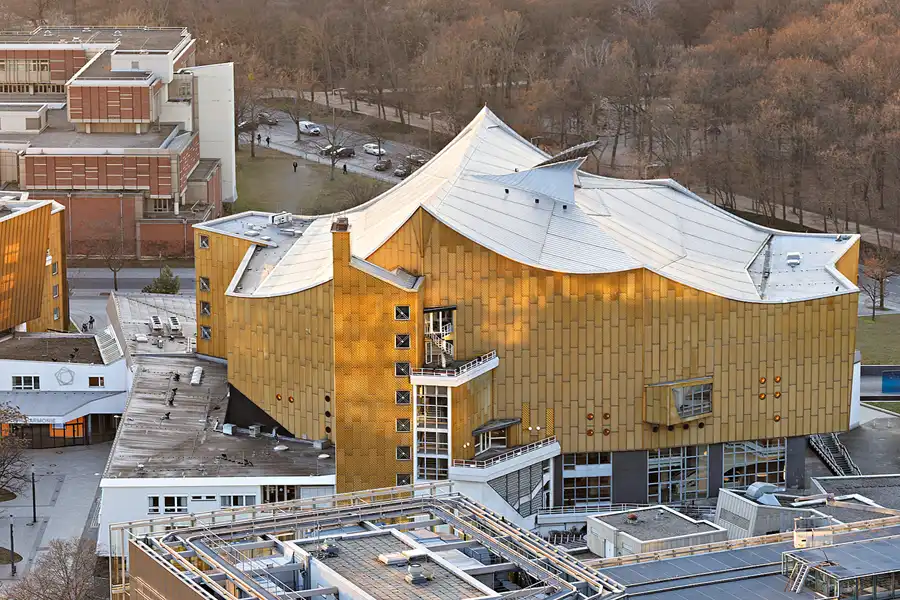 085 | 2025 | Berlin | Blick vom Kollhoff-Tower –  Berliner Philharmonie | © carsten riede fotografie