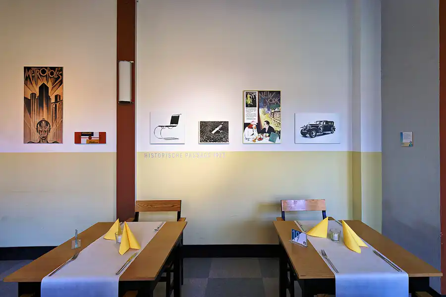 036 | 2025 | Probstzella | Haus des Volkes – Das Bauhaushotel | © carsten riede fotografie