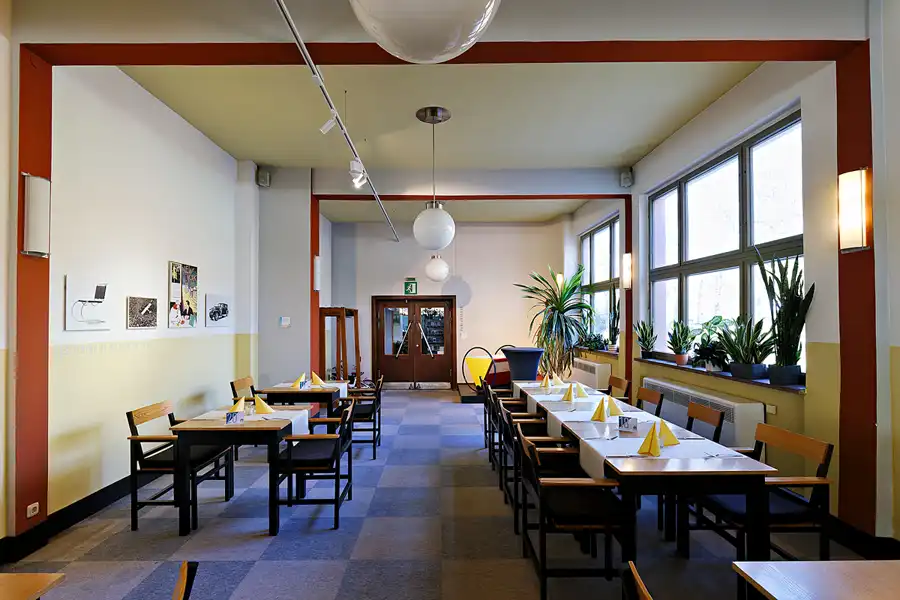 039 | 2025 | Probstzella | Haus des Volkes – Das Bauhaushotel | © carsten riede fotografie