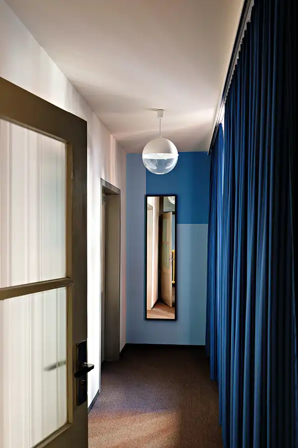 063 | 2025 | Probstzella | Haus des Volkes – Das Bauhaushotel | © carsten riede fotografie