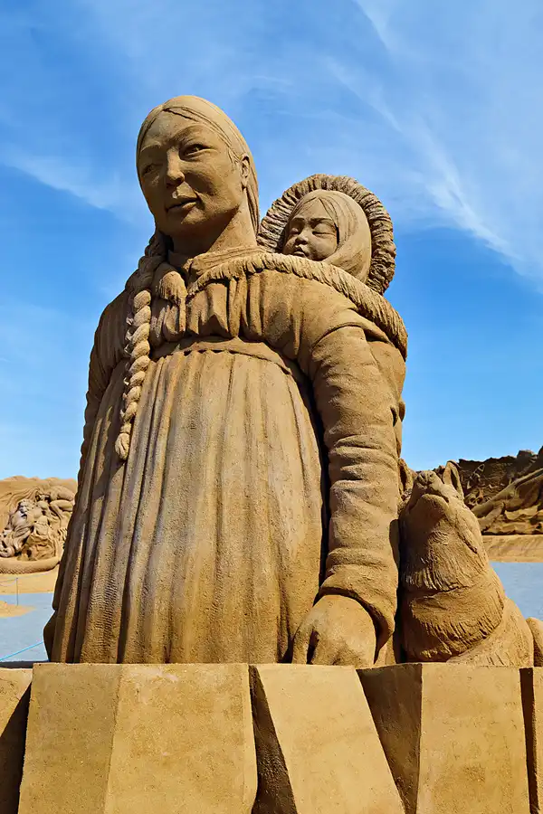 036 | 2025 | Sondervig | Sandskulptur Sondervig | © carsten riede fotografie