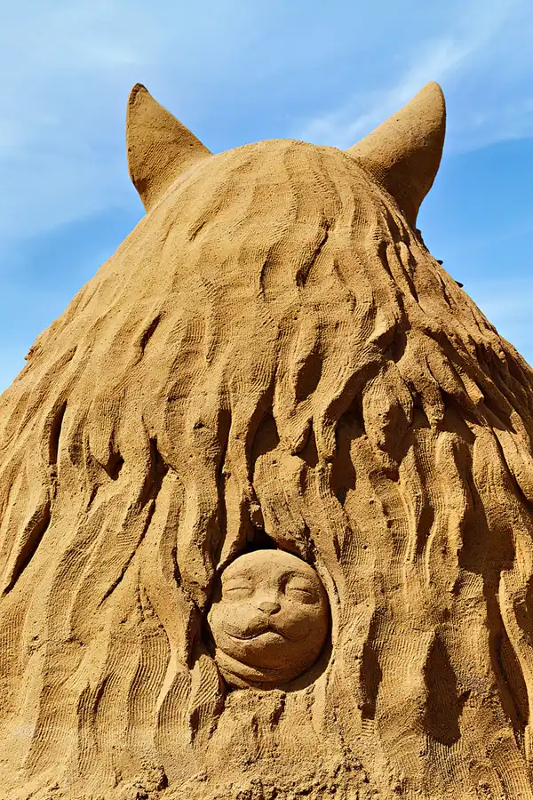 038 | 2025 | Sondervig | Sandskulptur Sondervig | © carsten riede fotografie