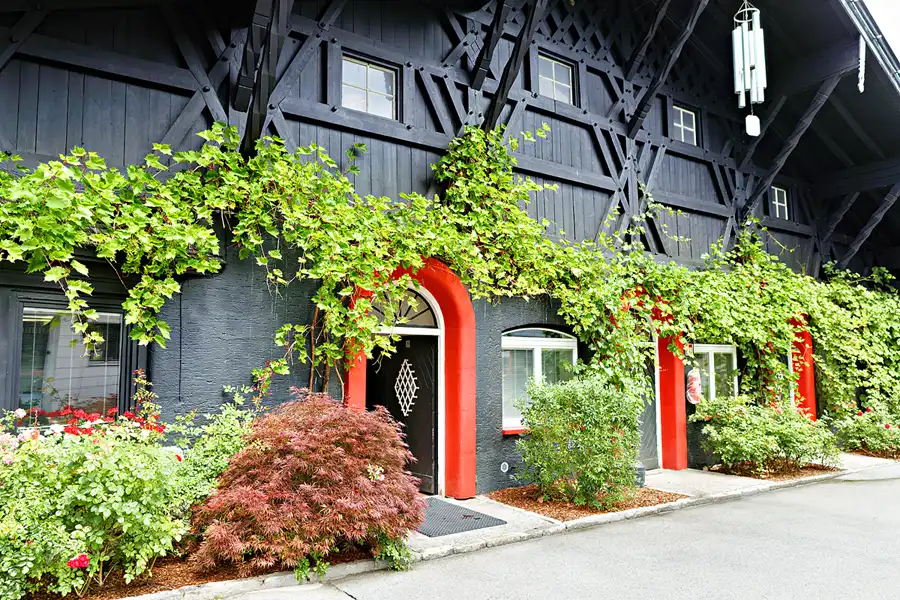 004 | 2025 | Kufstein | Riedel – The Wine Glass Company – Tiroler Manufaktur & Museum | © carsten riede fotografie