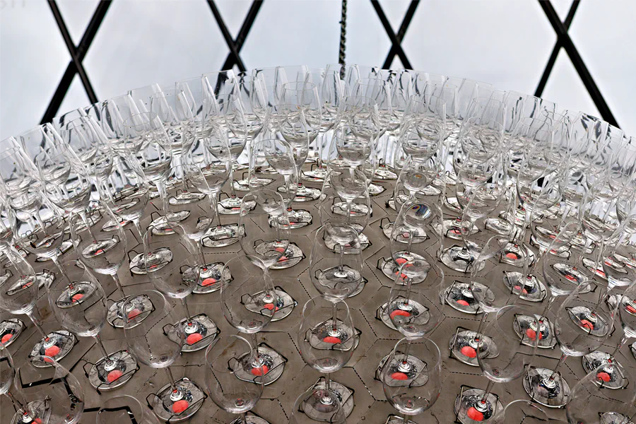 008 | 2025 | Kufstein | Riedel – The Wine Glass Company – Tiroler Manufaktur & Museum | © carsten riede fotografie