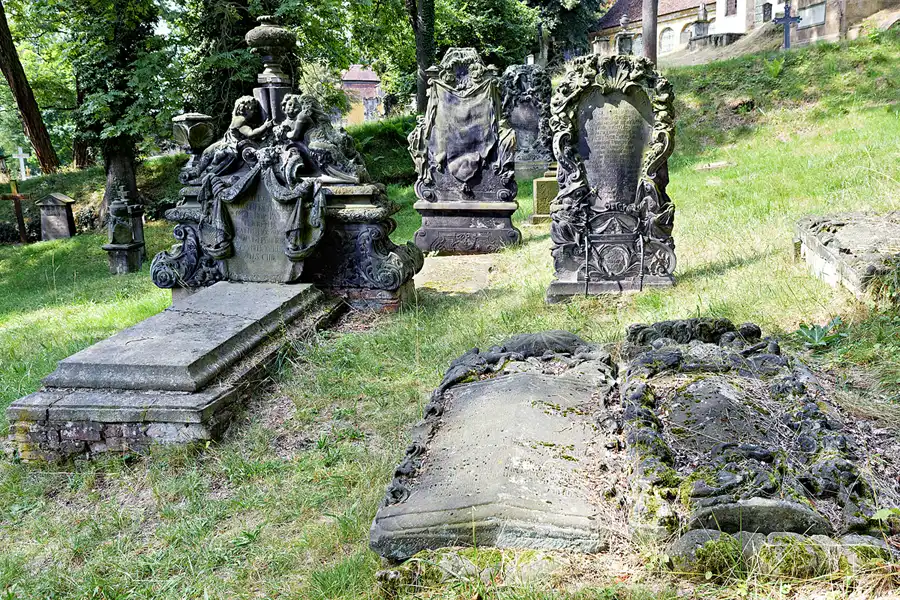 007 | 2025 | Görlitz | Alter Friedhof | © carsten riede fotografie