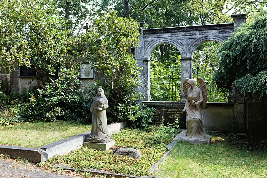 014 | 2025 | Görlitz | Alter Friedhof | © carsten riede fotografie