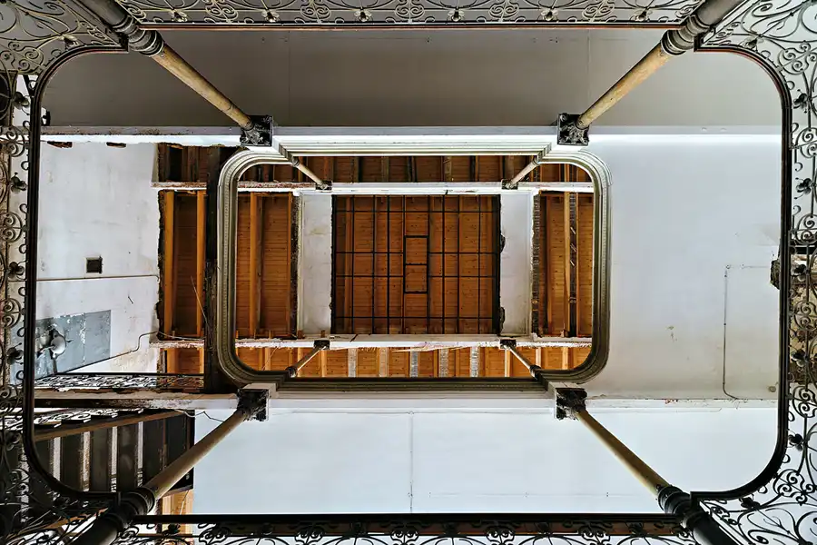 039 | 2025 | Görlitz | Kaufhaus Stiasny | © carsten riede fotografie