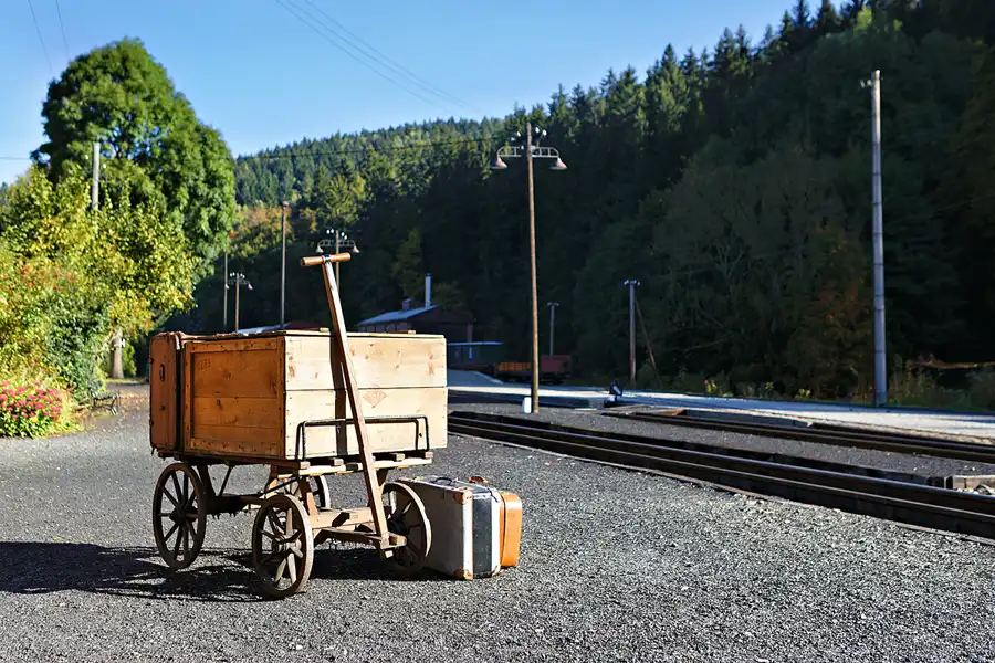 081 | 2025 | Schmalzgrube | Bahnhof – Pressnitztalbahn | © carsten riede fotografie