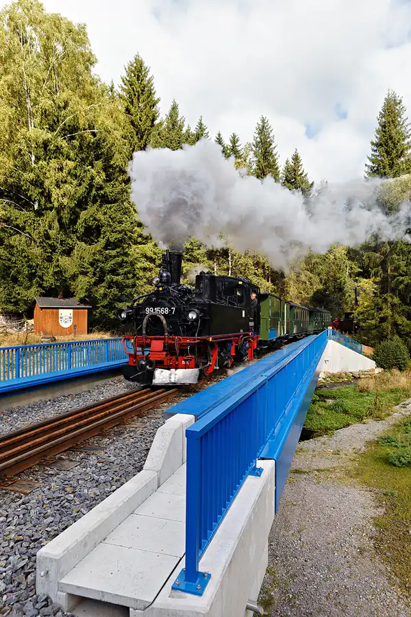 097 | 2025 | Schlössel | Bahnhof – Pressnitztalbahn | © carsten riede fotografie