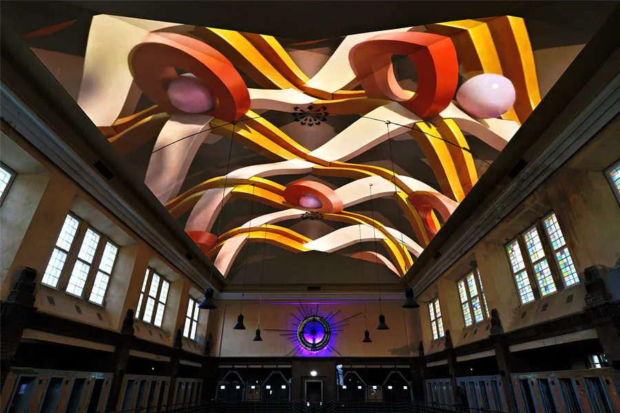 038 | 2025 | Berlin | Stadtbad Lichtenberg – Hubertusbad – The Exhibition Stadtbad Reloaded Beyond | © carsten riede fotografie