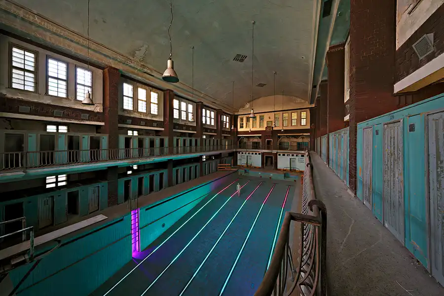 046 | 2025 | Berlin | Stadtbad Lichtenberg – Hubertusbad – The Exhibition Stadtbad Reloaded Beyond | © carsten riede fotografie