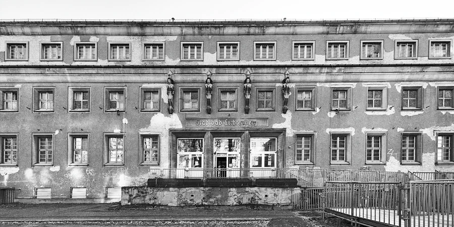 001 | 2025 | Berlin | Stadtbad Lichtenberg – Hubertusbad – The Exhibition Stadtbad Reloaded Beyond | © carsten riede fotografie