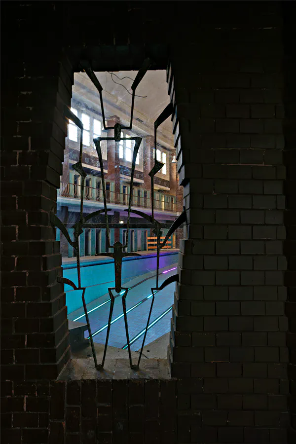 037 | 2025 | Berlin | Stadtbad Lichtenberg – Hubertusbad – The Exhibition Stadtbad Reloaded Beyond | © carsten riede fotografie