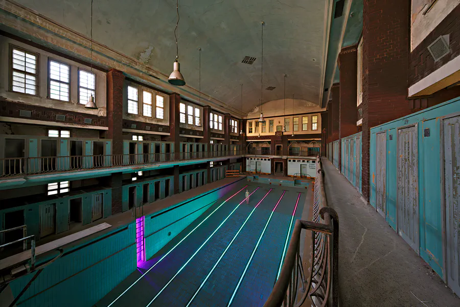 046 | 2025 | Berlin | Stadtbad Lichtenberg – Hubertusbad – The Exhibition Stadtbad Reloaded Beyond | © carsten riede fotografie