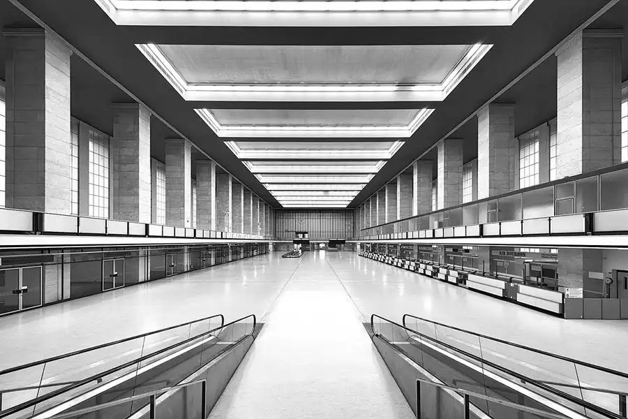 008 | 2026 | Berlin | Flughafen Tempelhof | © carsten riede fotografie