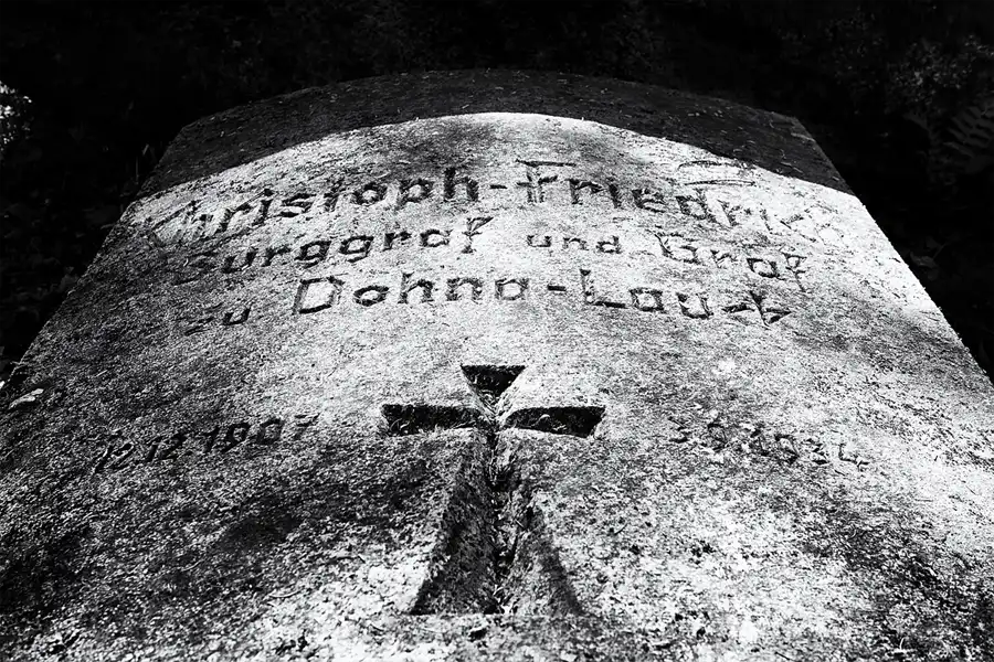116 | 2026 | Markowo | Cmentarz rodziny zu Dohna | © carsten riede fotografie