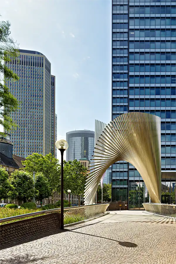 001 | 2026 | Frankfurt am Main | © carsten riede fotografie